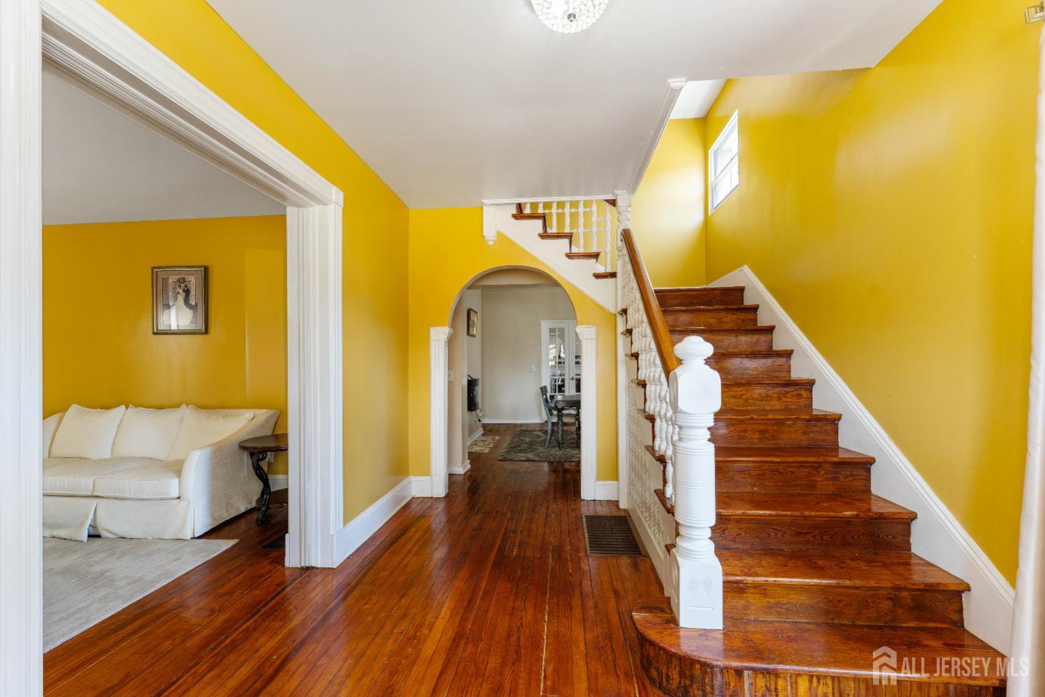 150 W 5th Avenue Image 3