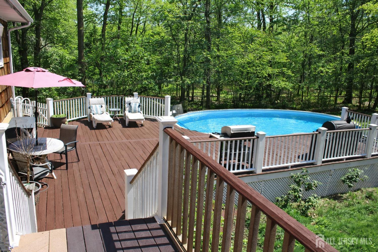 398 Pleasant Valley Road Image 4