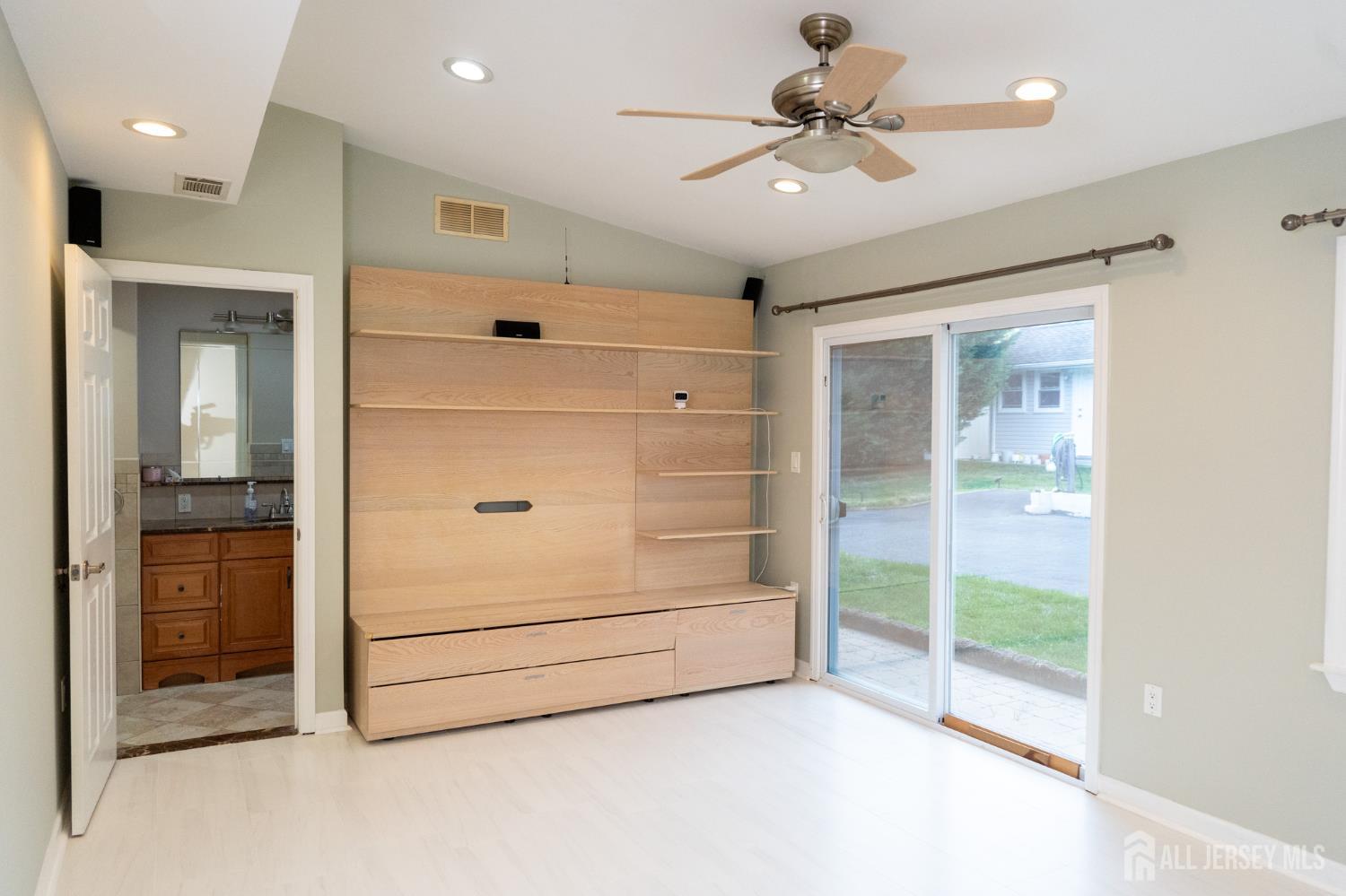 14 Hopatcong Drive Image 3