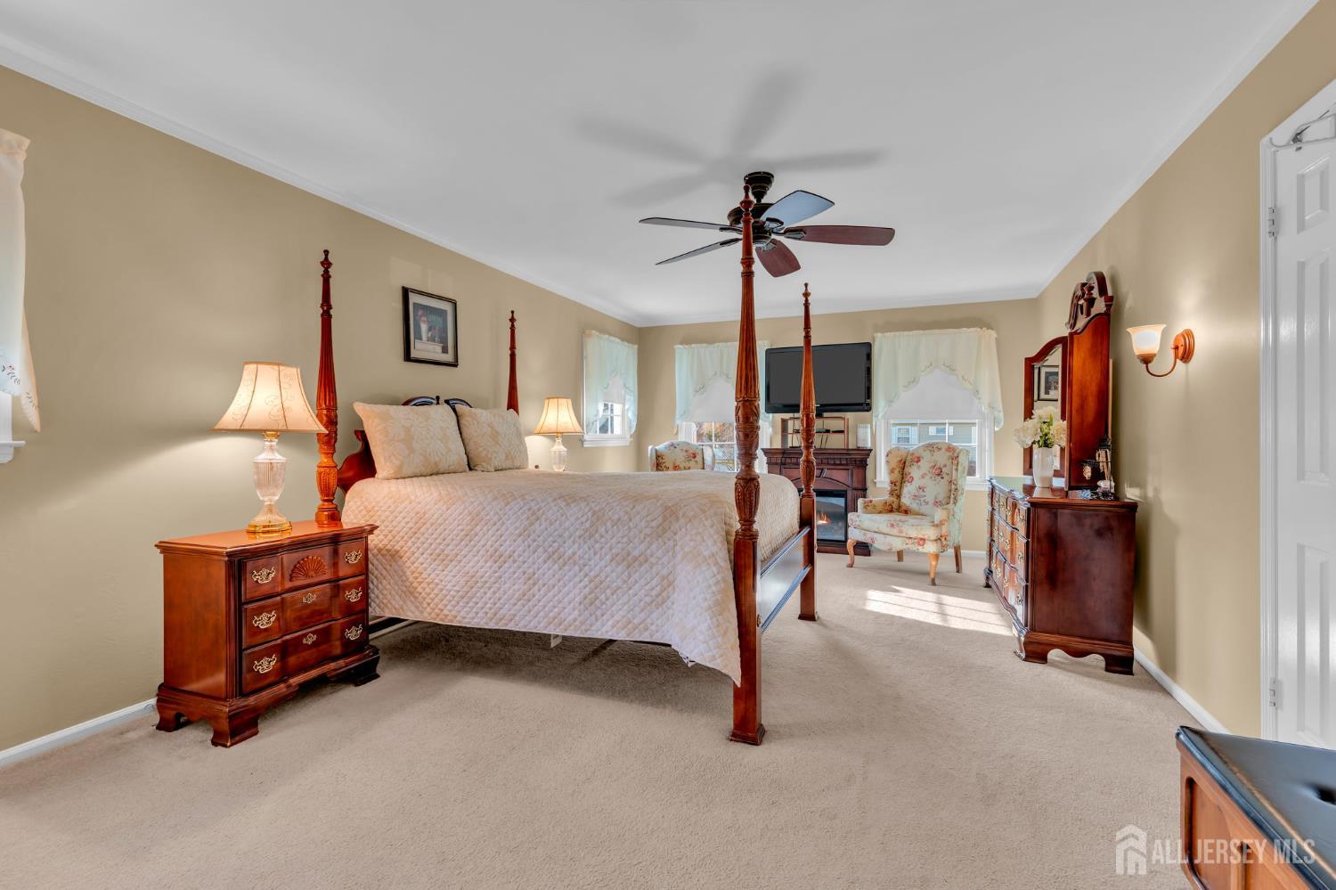 27 HERON Drive, Marlboro, NJ, 07746 image 18