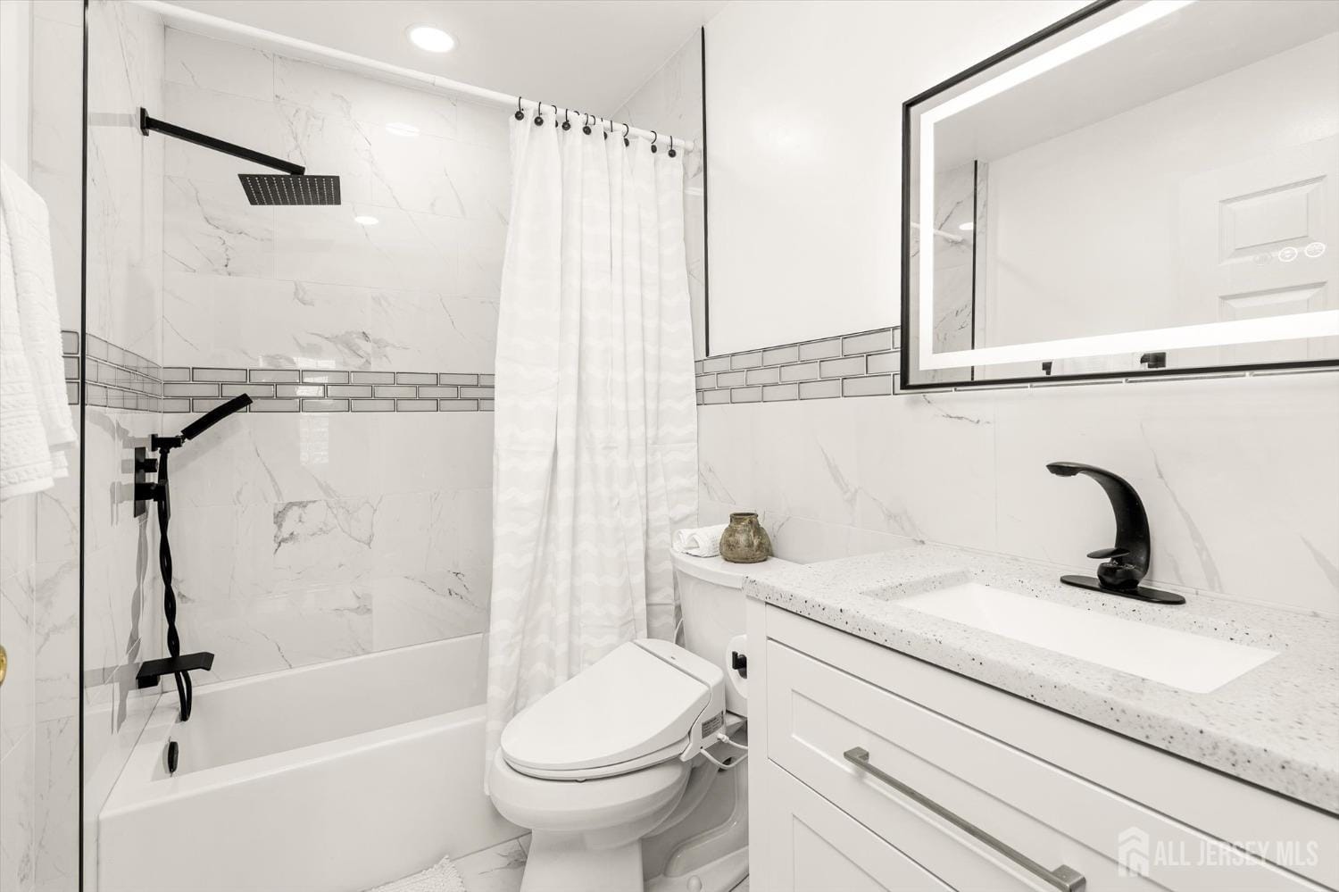 1125 Waterford Drive, Edison, NJ, 08817 image 26