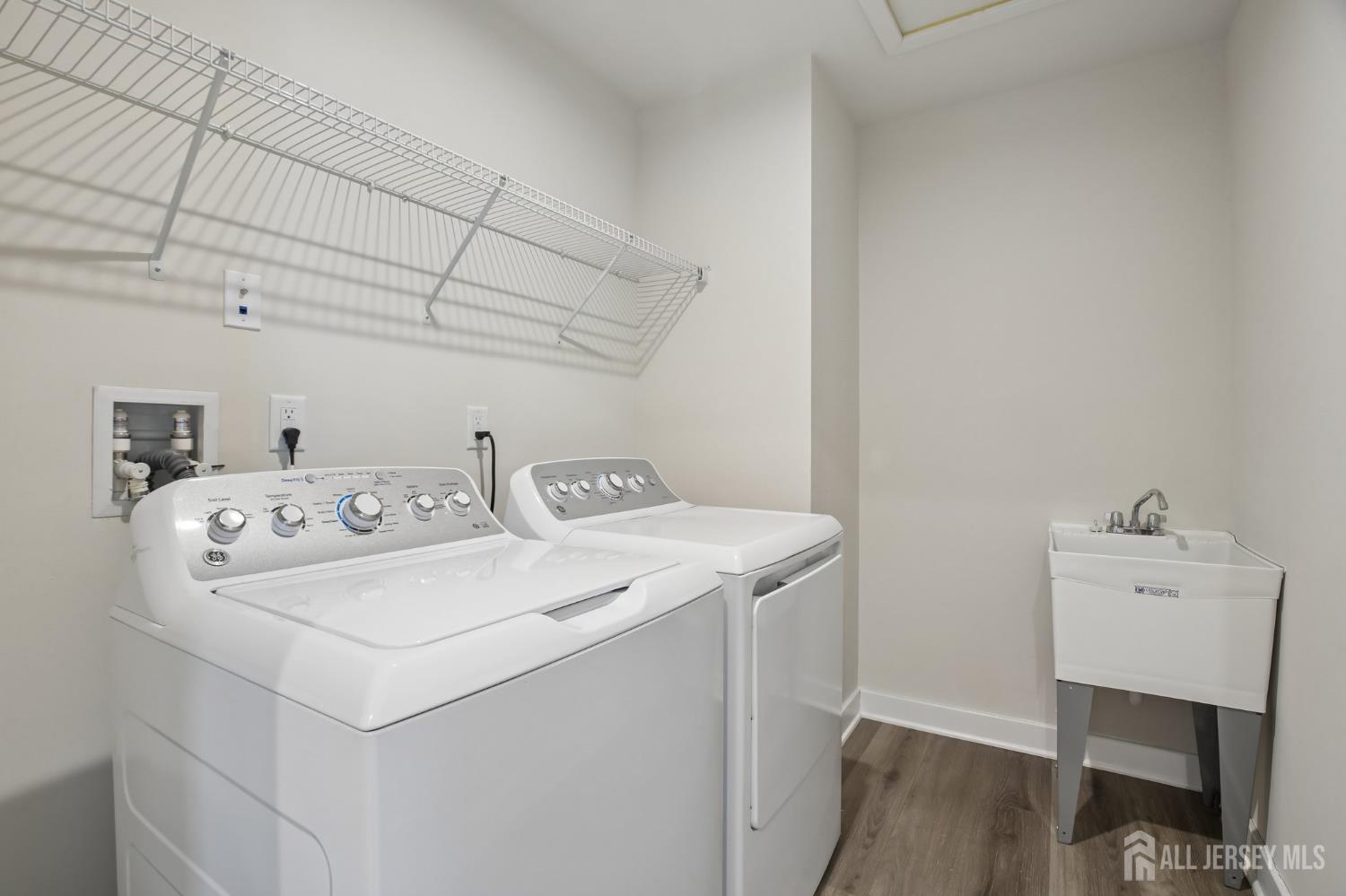 49 Owen Court, Franklin Twsp, NJ, 08873 image 19