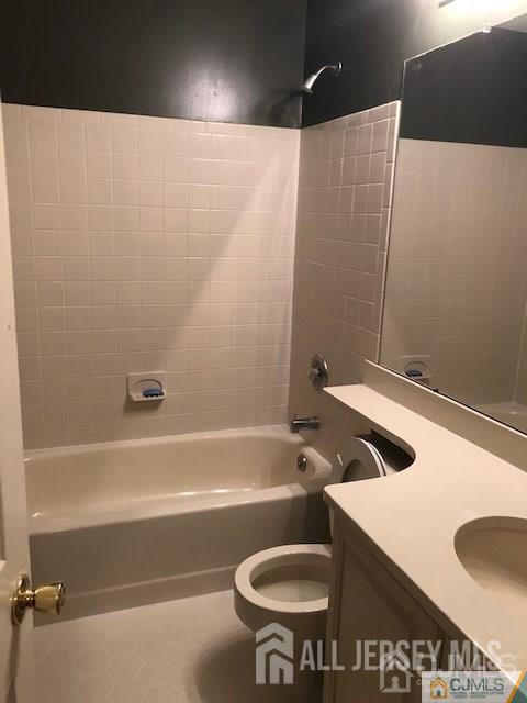 574 Buckingham Drive, Piscataway, NJ, 08854 image 17