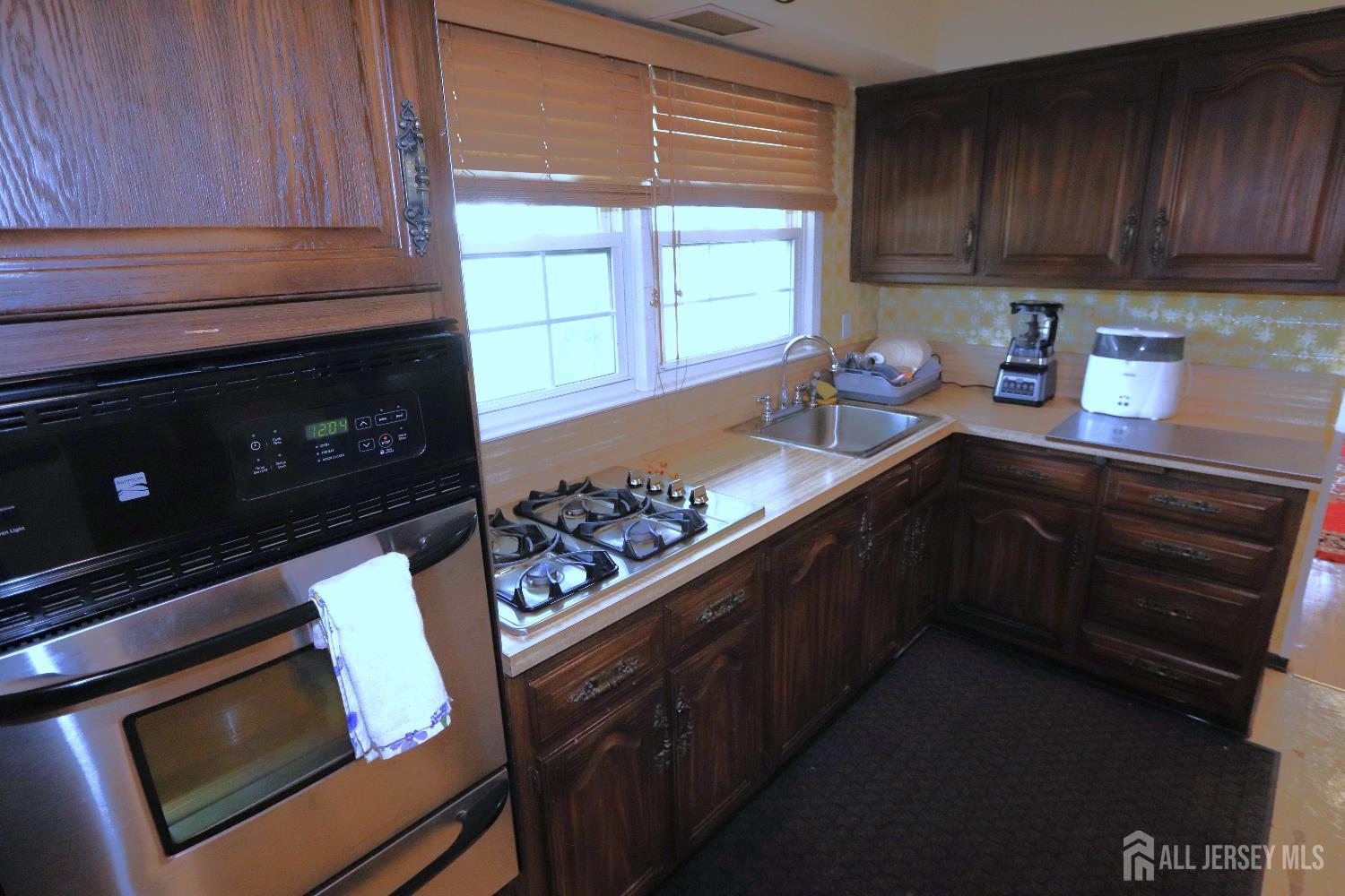 89 Oak Lane, Edison, NJ, 08817 image 11