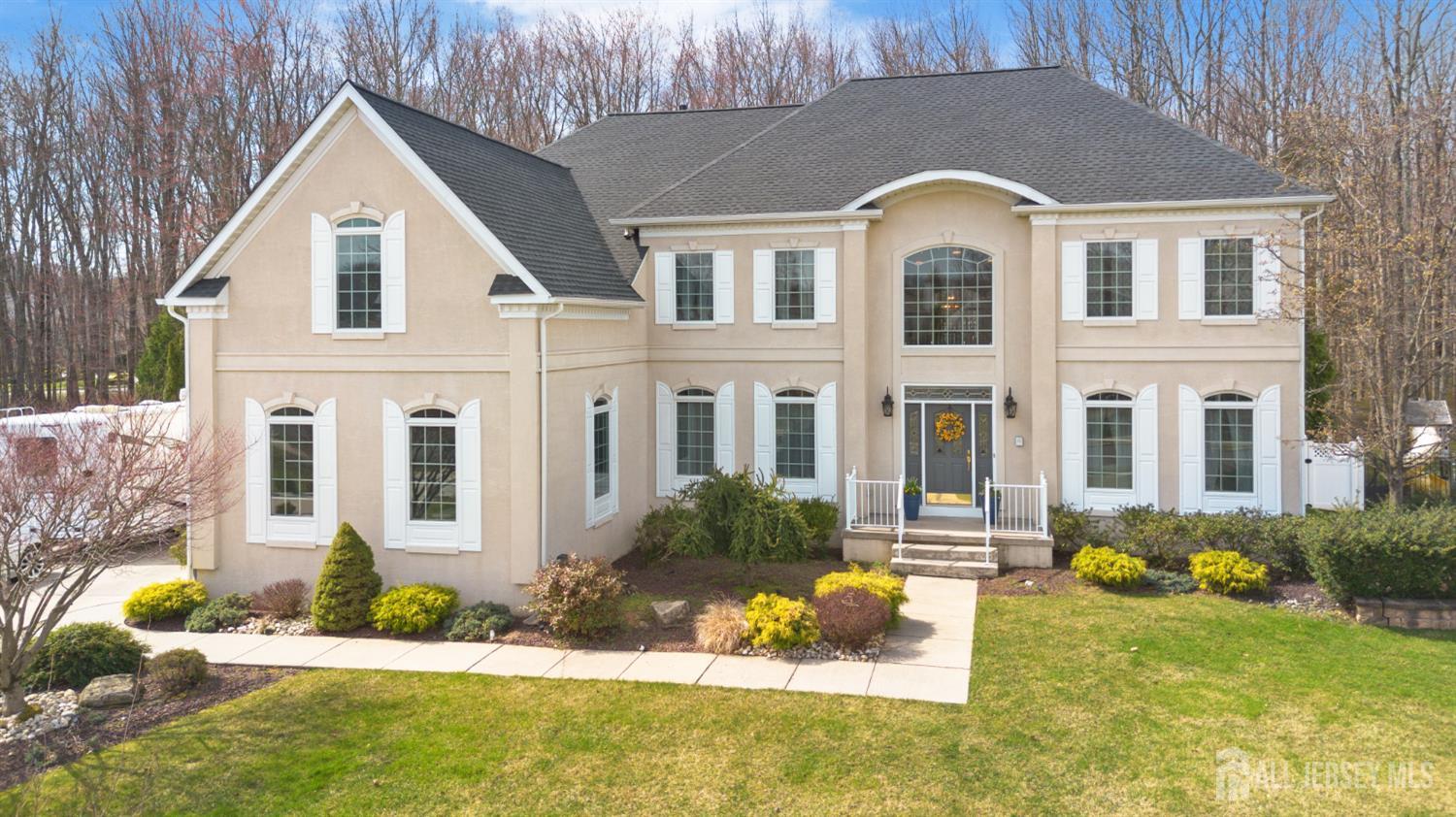 9 Stonegate Drive, Monroe, NJ, 08831