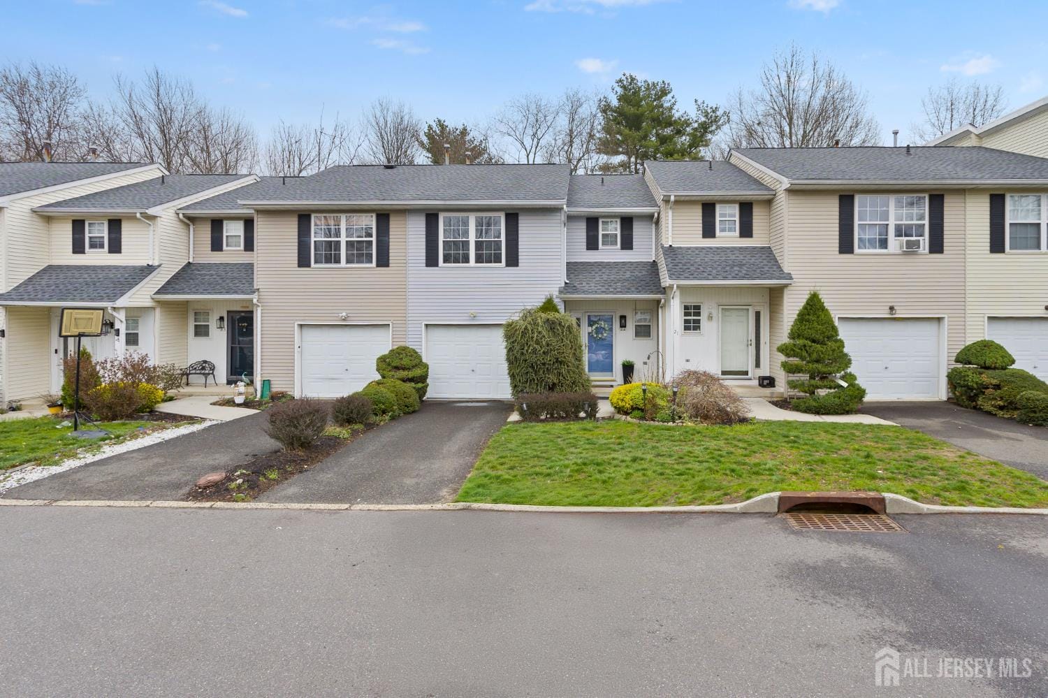 22 Scotto Place Image 4