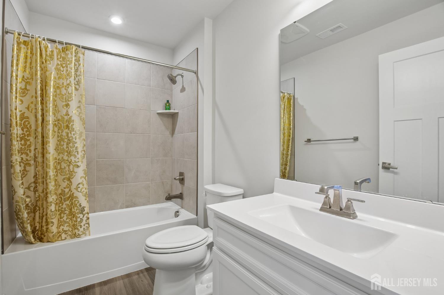 49 Owen Court, Franklin Twsp, NJ, 08873 image 15