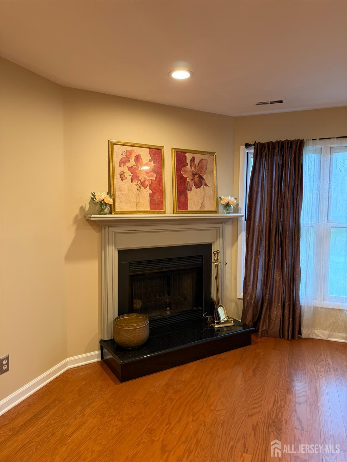 54 Holly Court, Edison, NJ, 08820 image 10