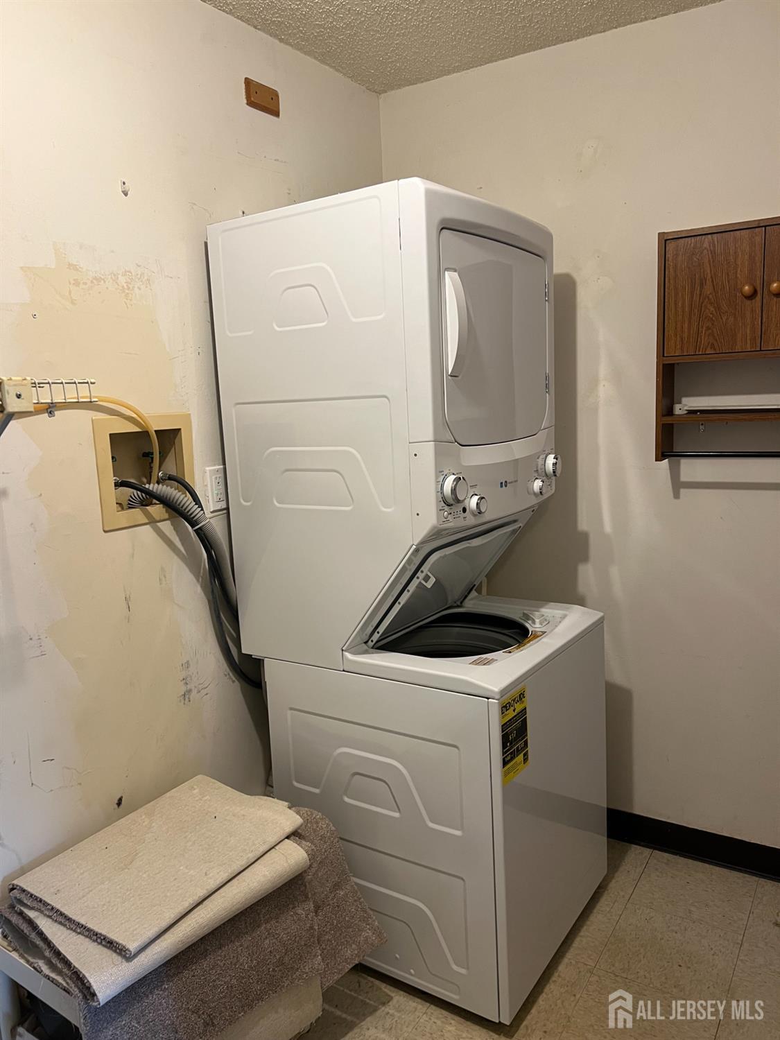 285 Hampshire Court, Piscataway, NJ, 08854 image 12