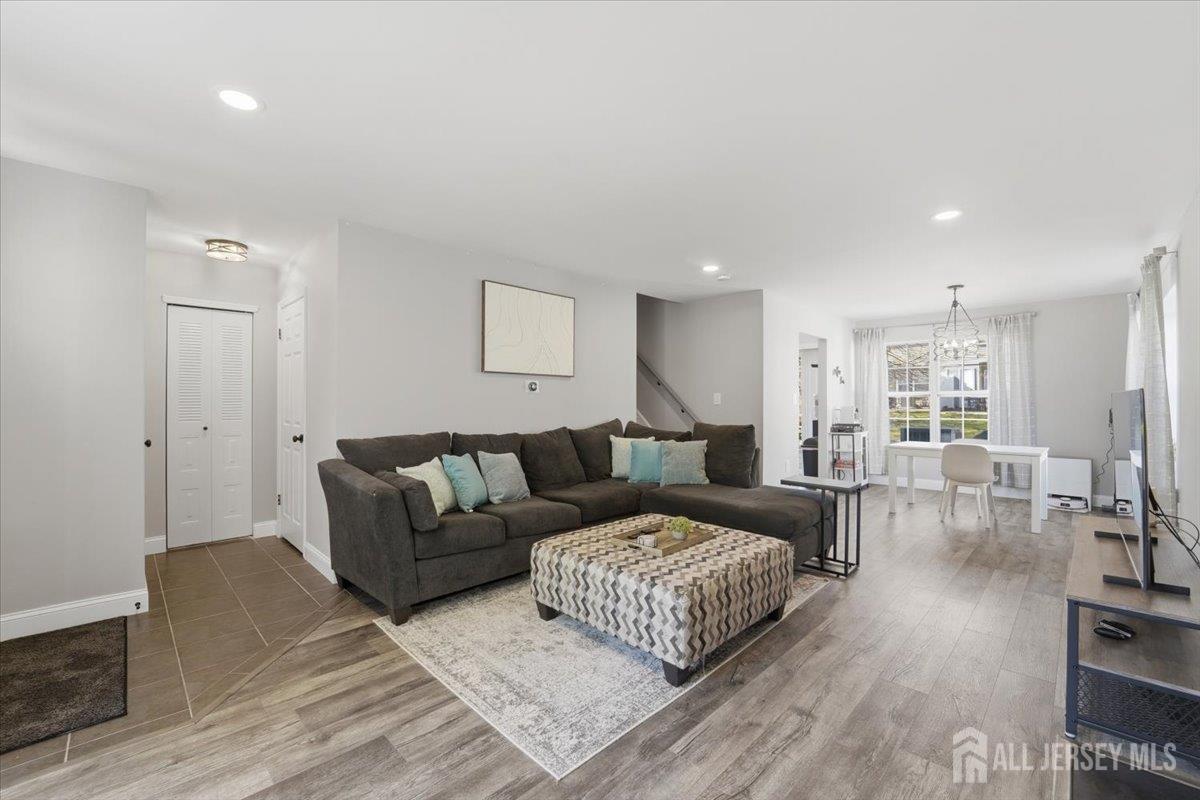 63 Amberly Court Image 4