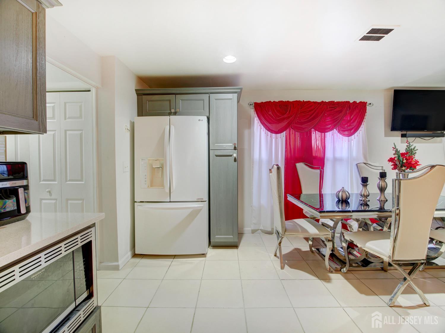 267 Watson Avenue, Perth Amboy, NJ, 08861 image 17