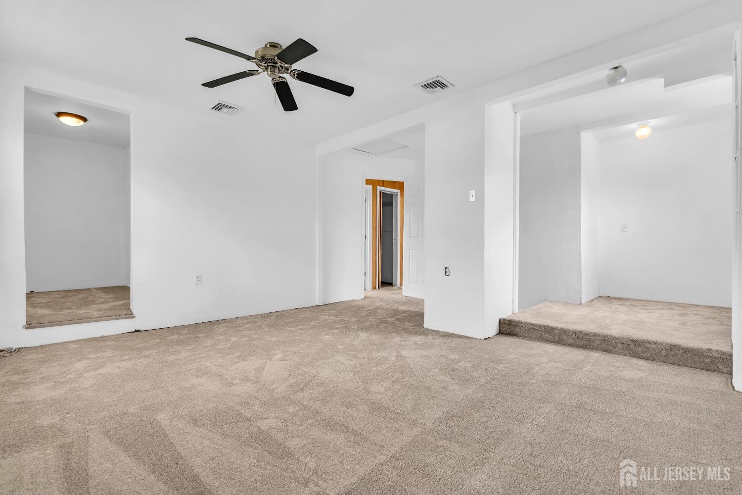 52 Walnut Street, Edison, NJ, 08817 image 31