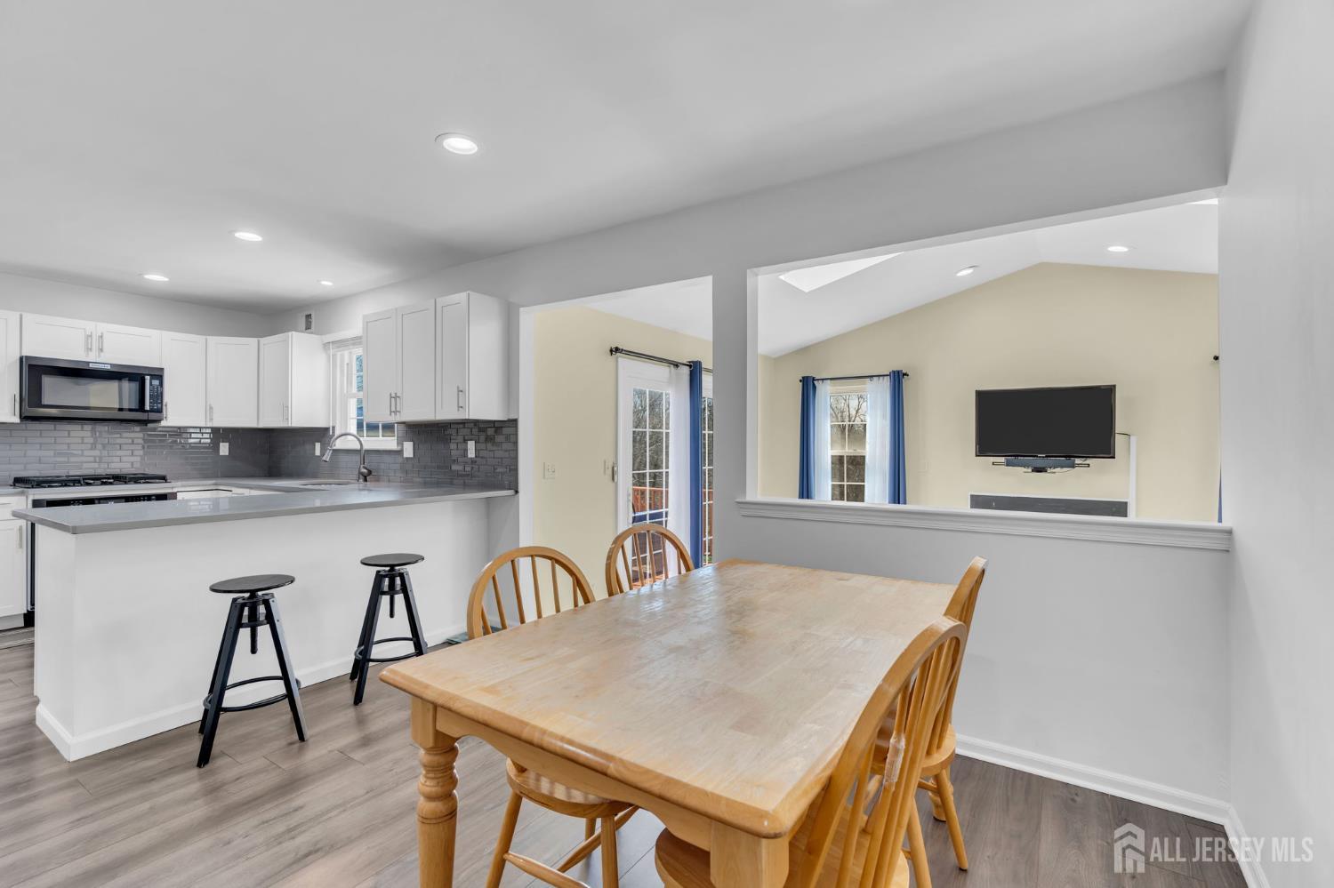 52 Zeller Drive, Franklin Twsp, NJ, 08873 image 20