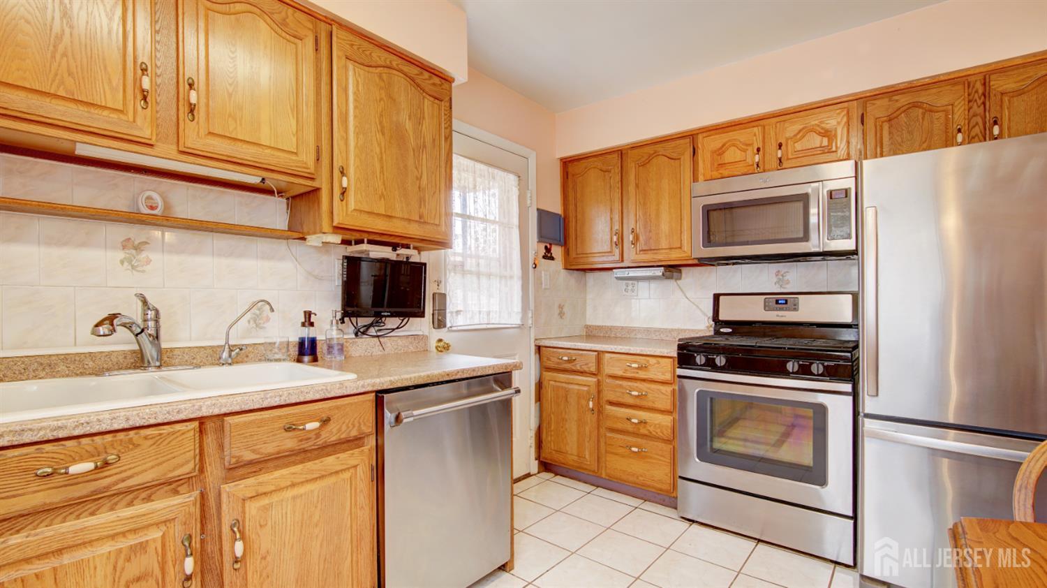 314 Adirondack Avenue, Spotswood, NJ, 08884 image 17