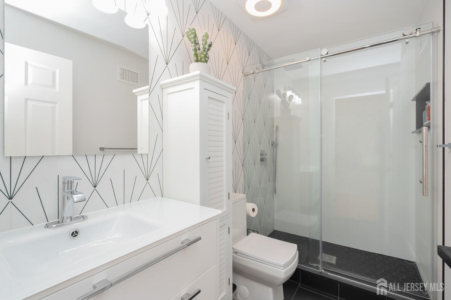 6 Lawrence Court, Monroe, NJ, 08831 image 36