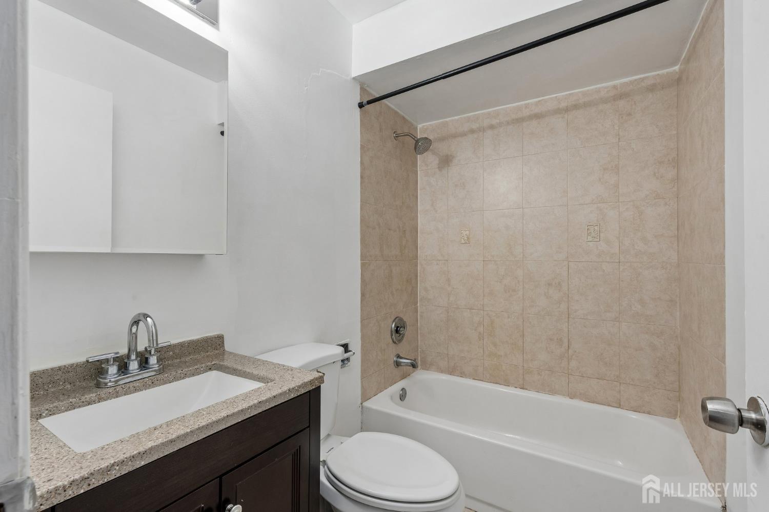 577 Berlant Avenue, Roselle, NJ, 07203 image 15