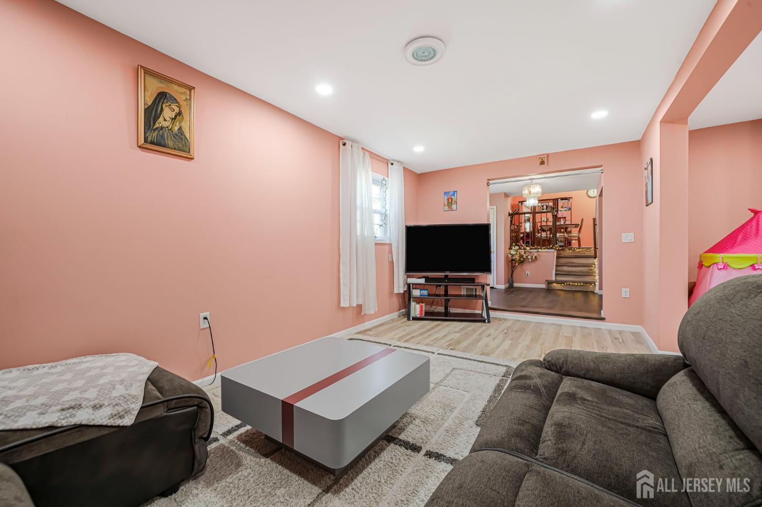 292 Summerhill Road, East Brunswick, NJ, 08816 image 10