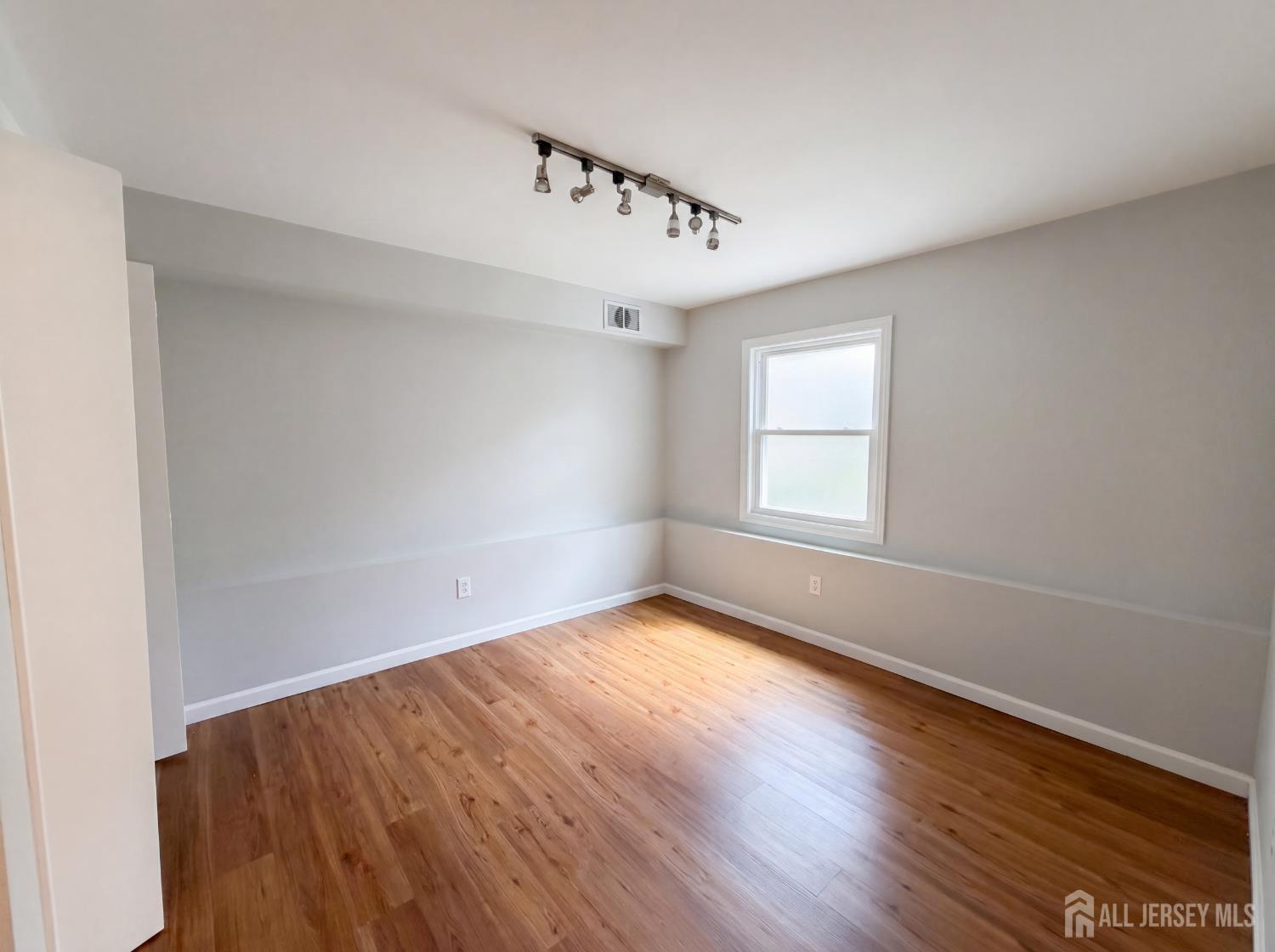 19 Central Avenue, East Brunswick, NJ, 08816 image 20