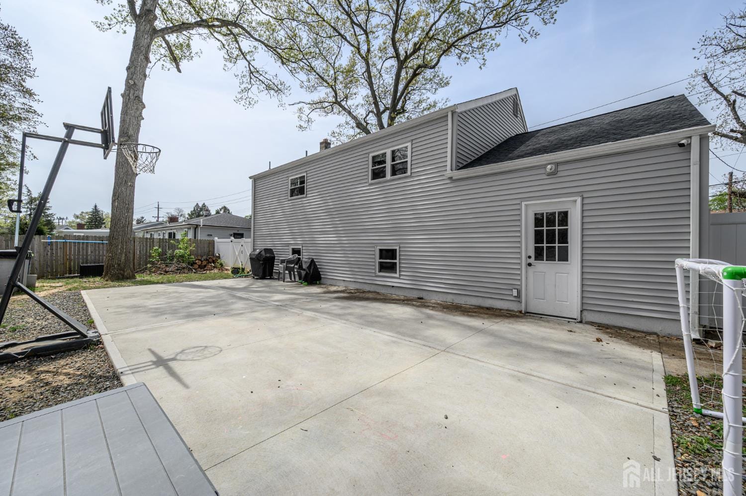 24 Half Acre Road, Jamesburg, NJ, 08831 image 31