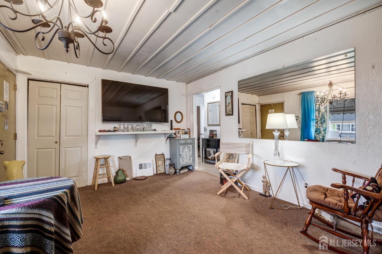 520 N Park Drive Image 5