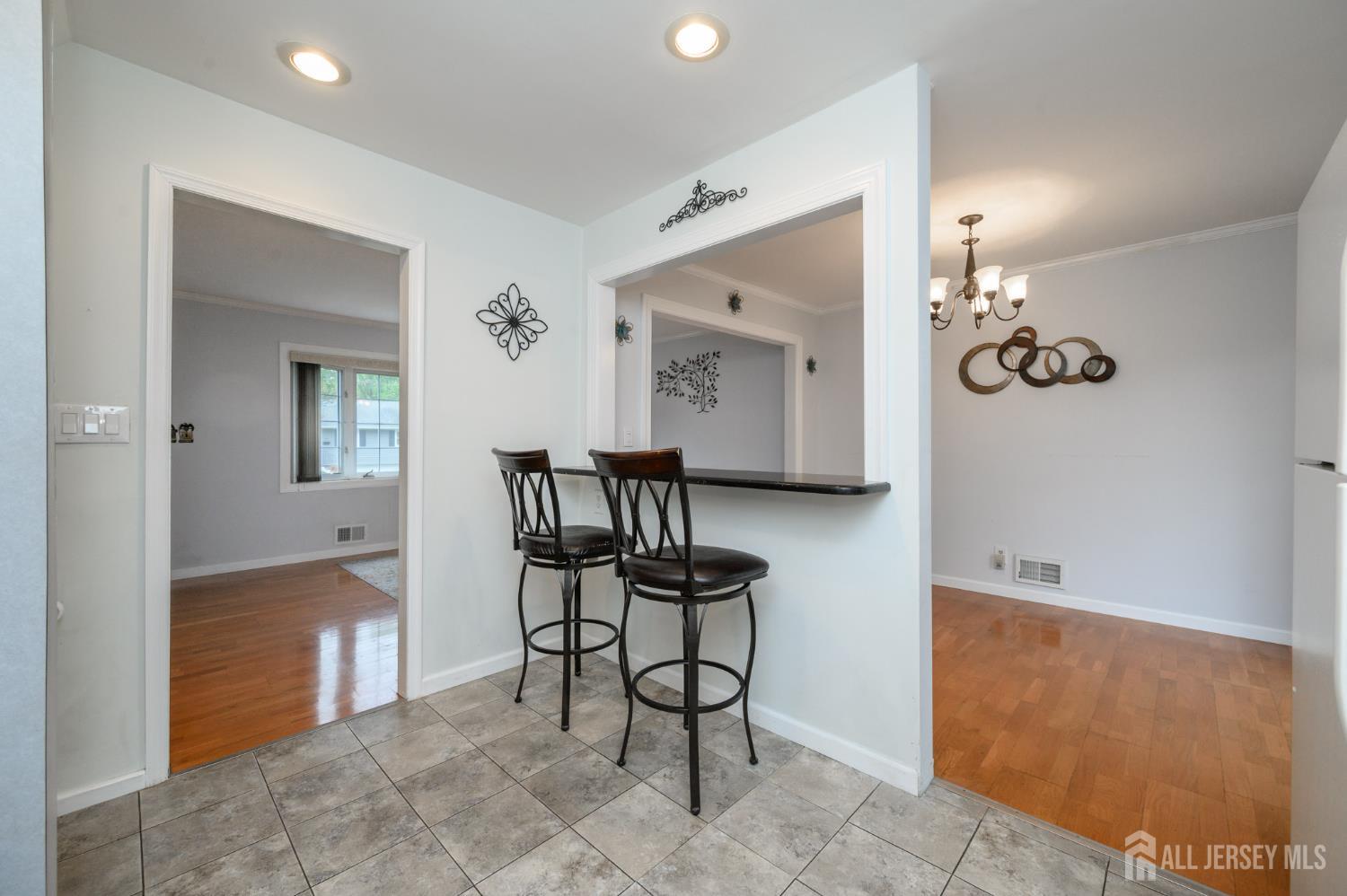 384 Maplewood Avenue, Colonia, NJ, 07067 image 12