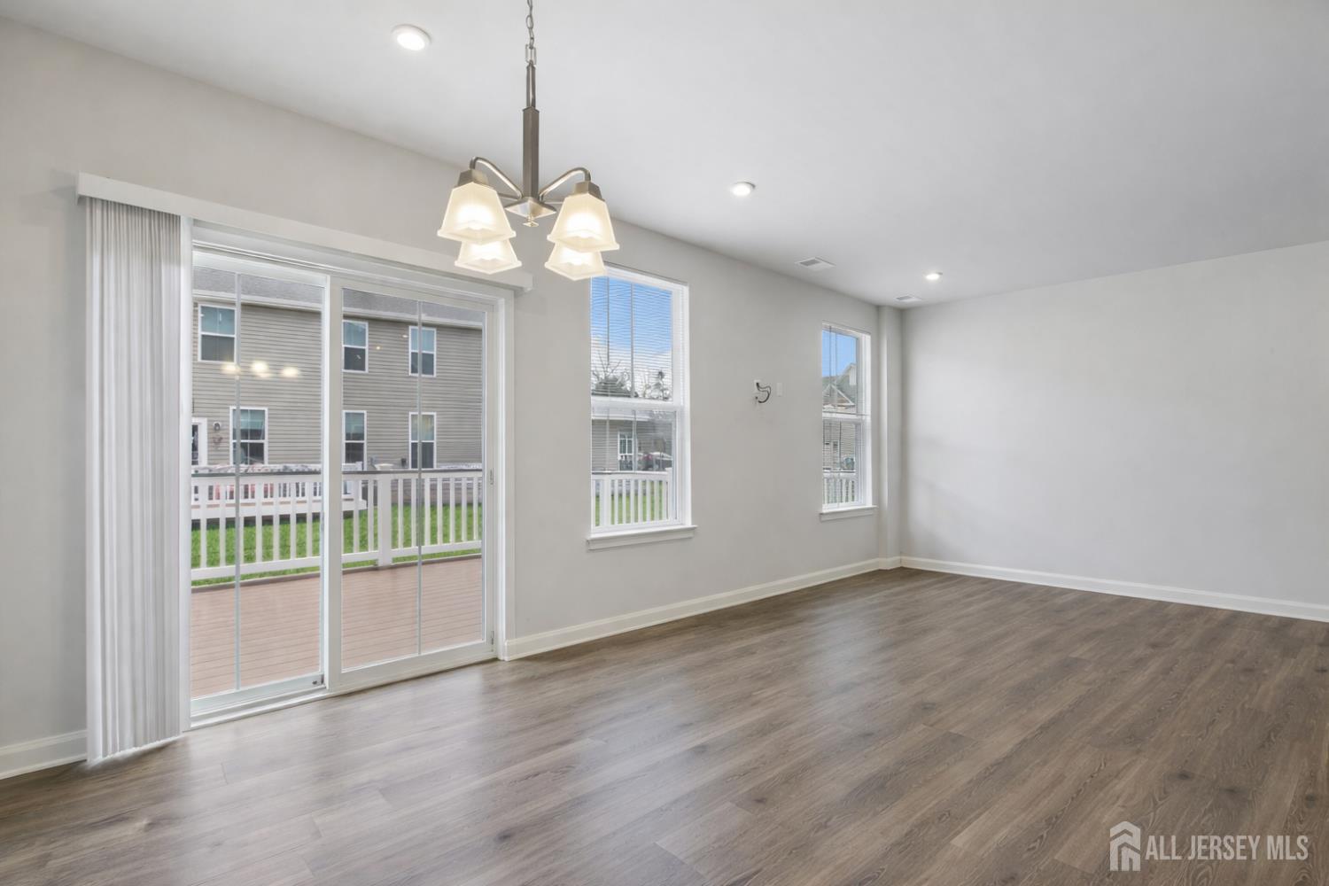 49 Owen Court Image 4