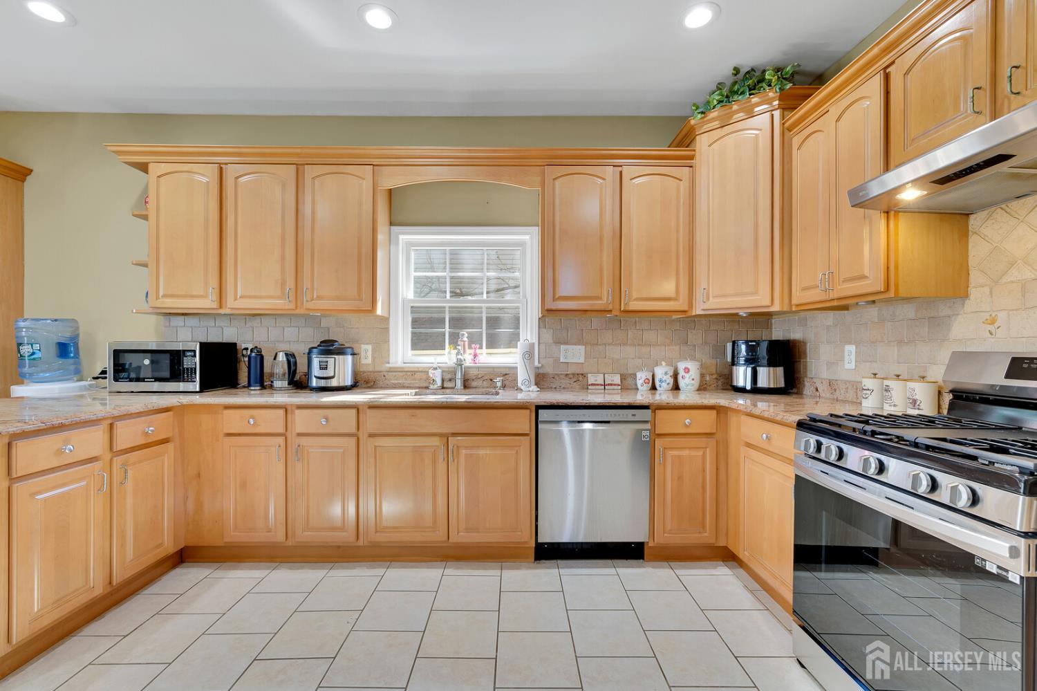 29 Tower Road, Edison, NJ, 08820 image 17