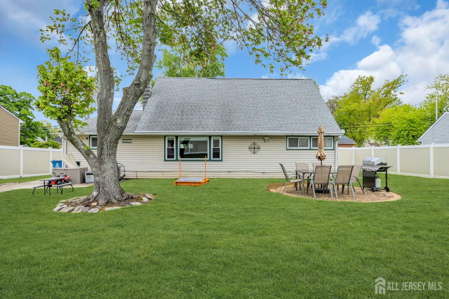 47 Southwood Drive, Old Bridge, NJ, 08857 image 26