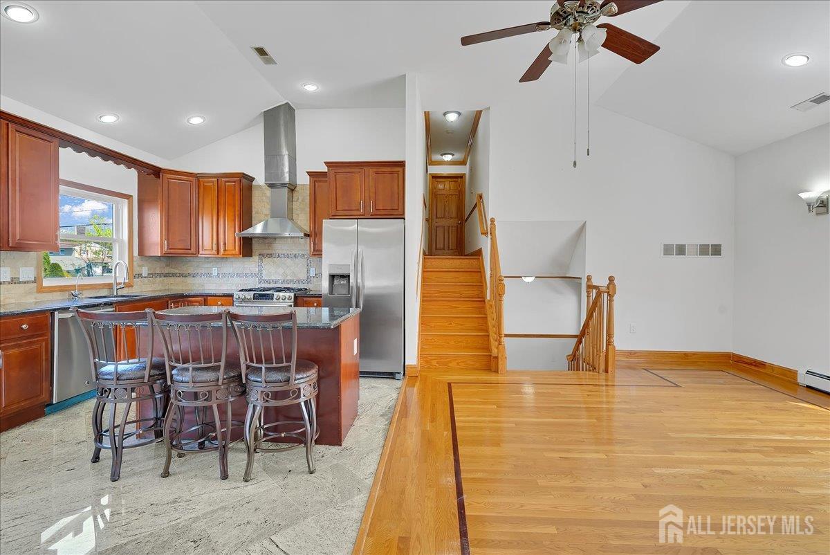 95 E Calvert Avenue, Edison, NJ, 08820 image 10