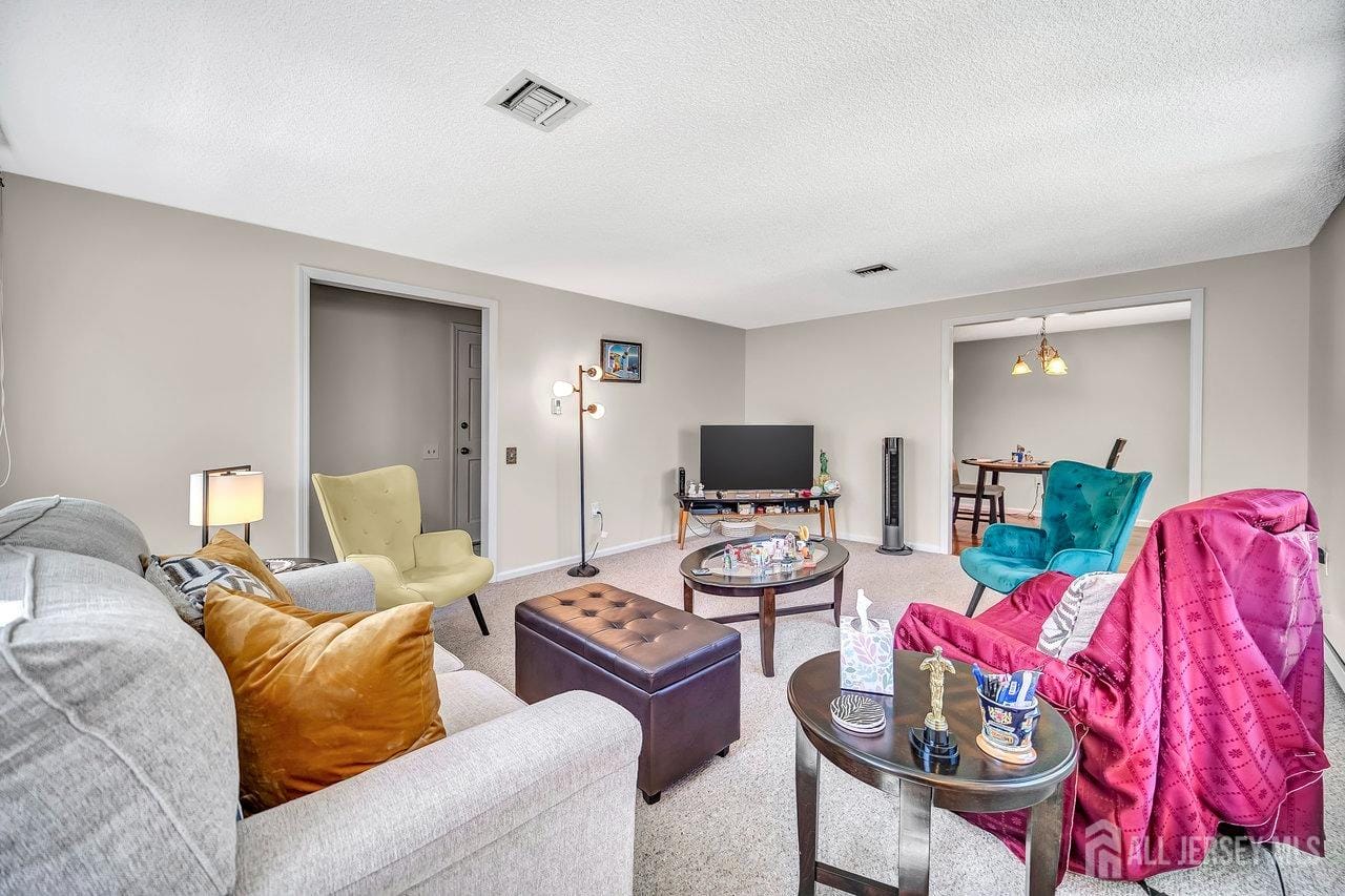 312 Sharon Way 312N Image 5