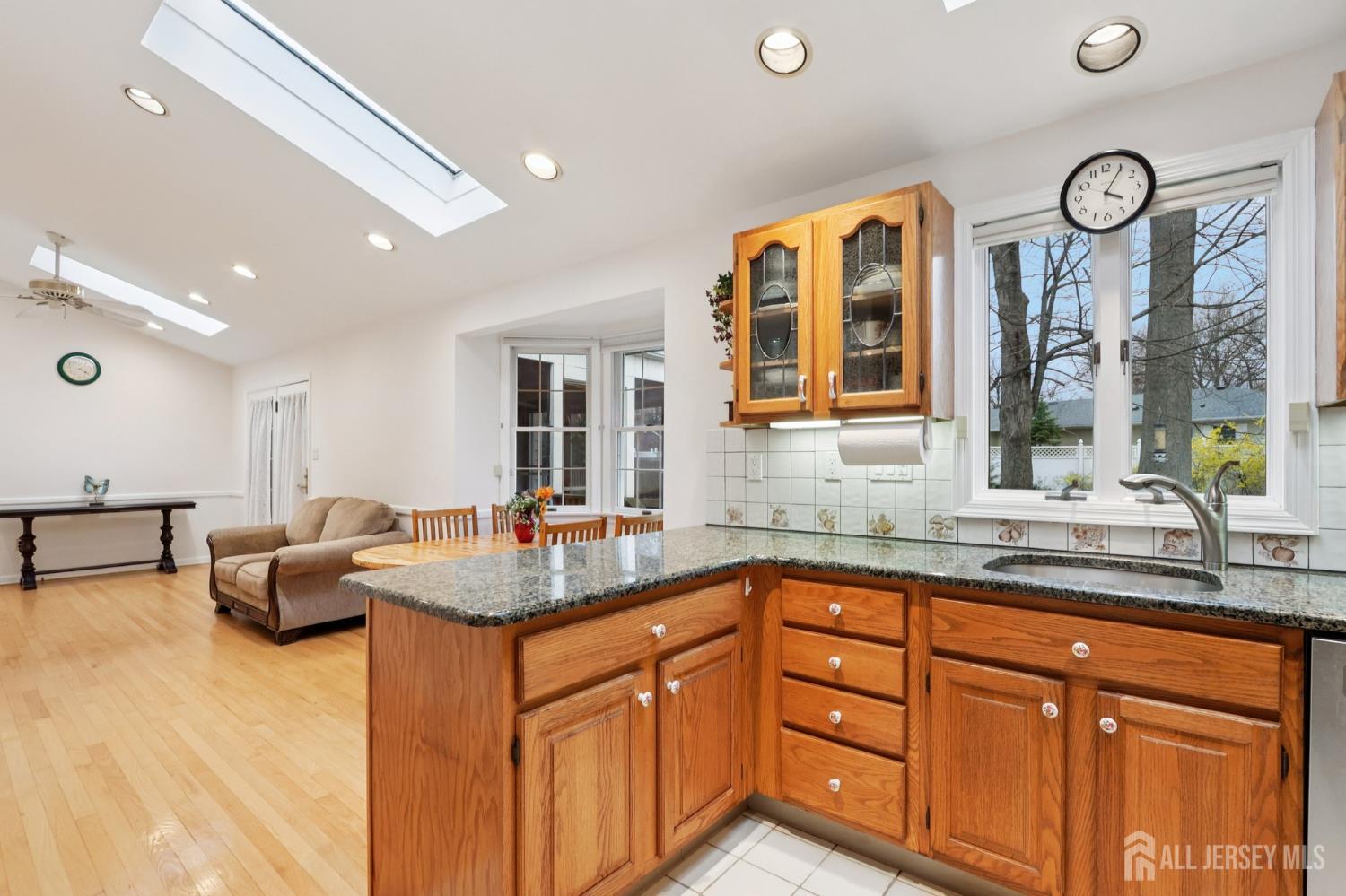 37 Dale Drive, Edison, NJ, 08820 image 13