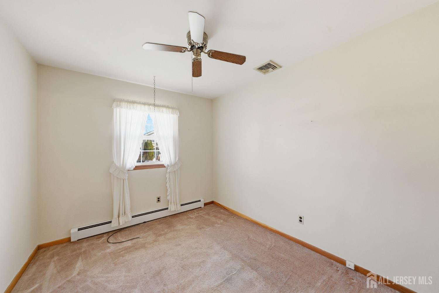 246 E Henry Place, Iselin, NJ, 08830 image 16