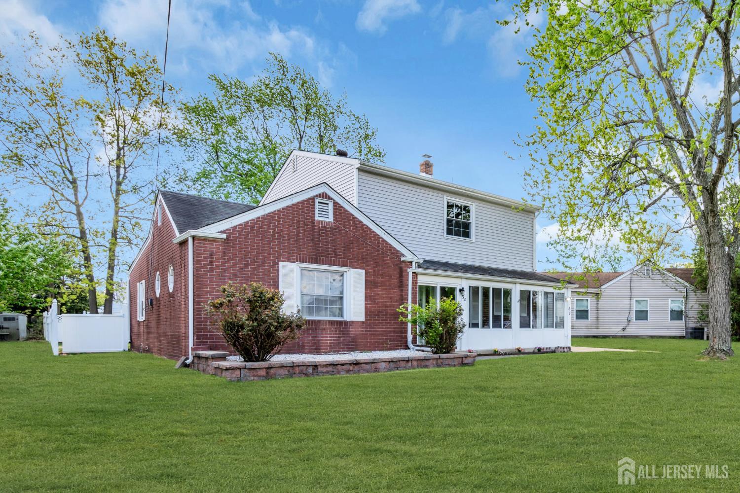 52 Walnut Street Image 1