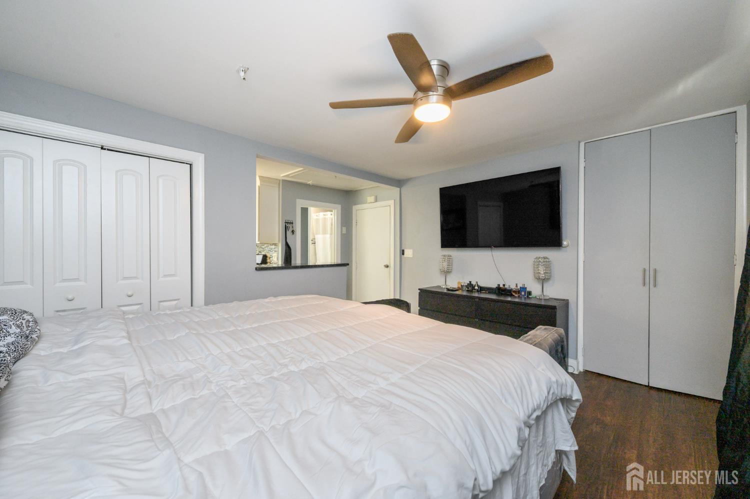 513 E Price Street, Linden, NJ, 07036 image 19