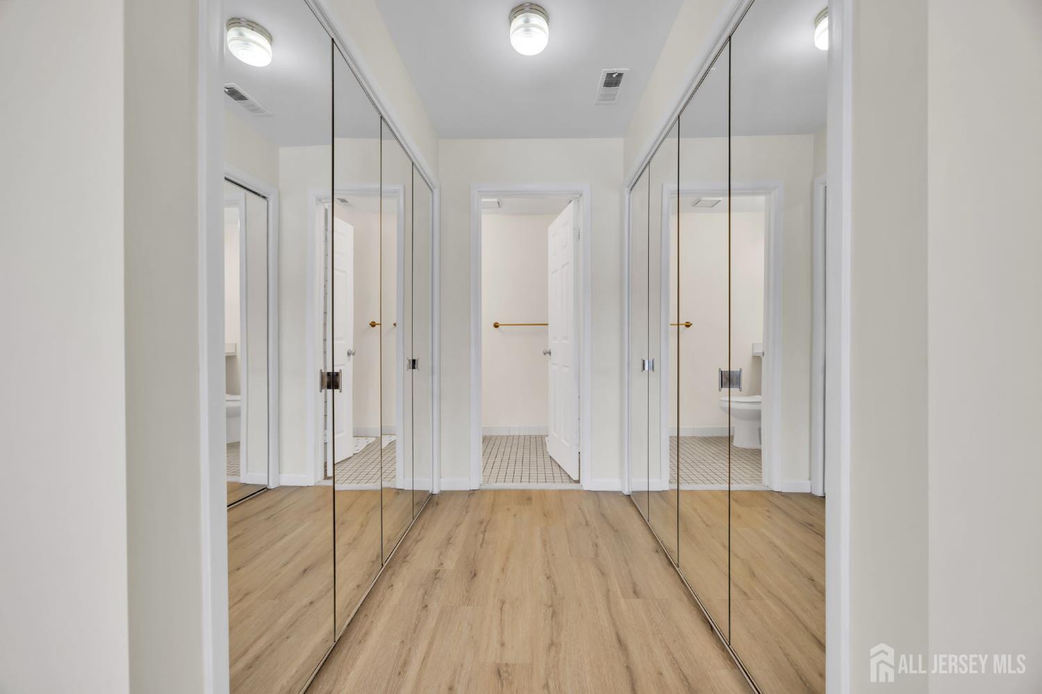 113 Heather Court 113, Edison, NJ, 08820 image 16