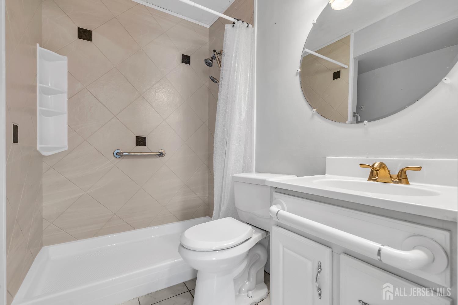 52 Walnut Street, Edison, NJ, 08817 image 50