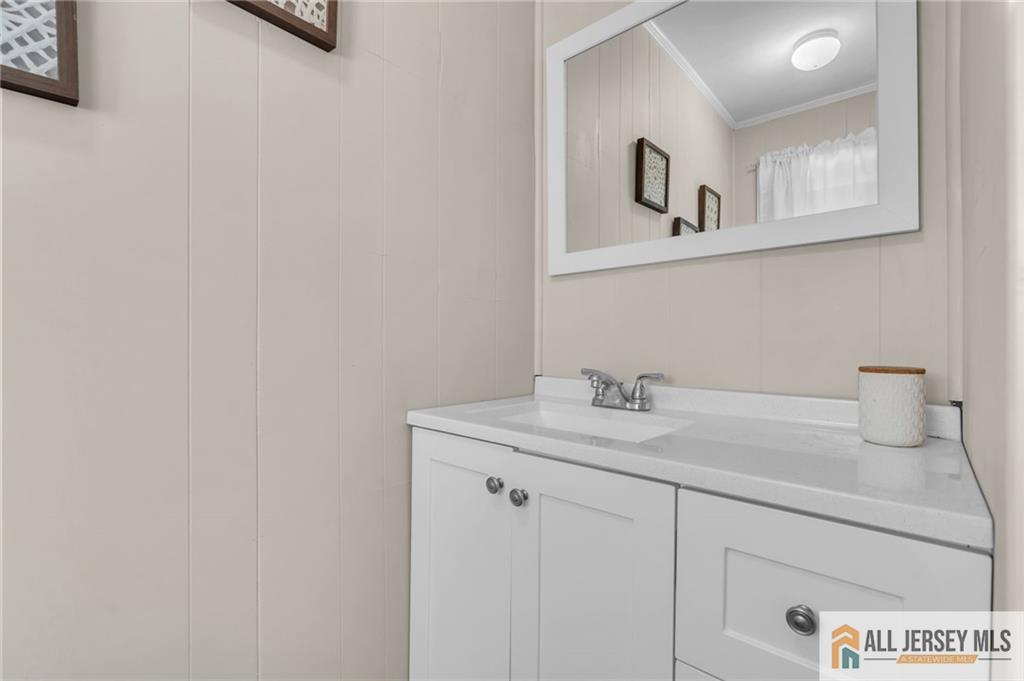 25 Woodview Avenue, Fords, NJ, 08863 image 17