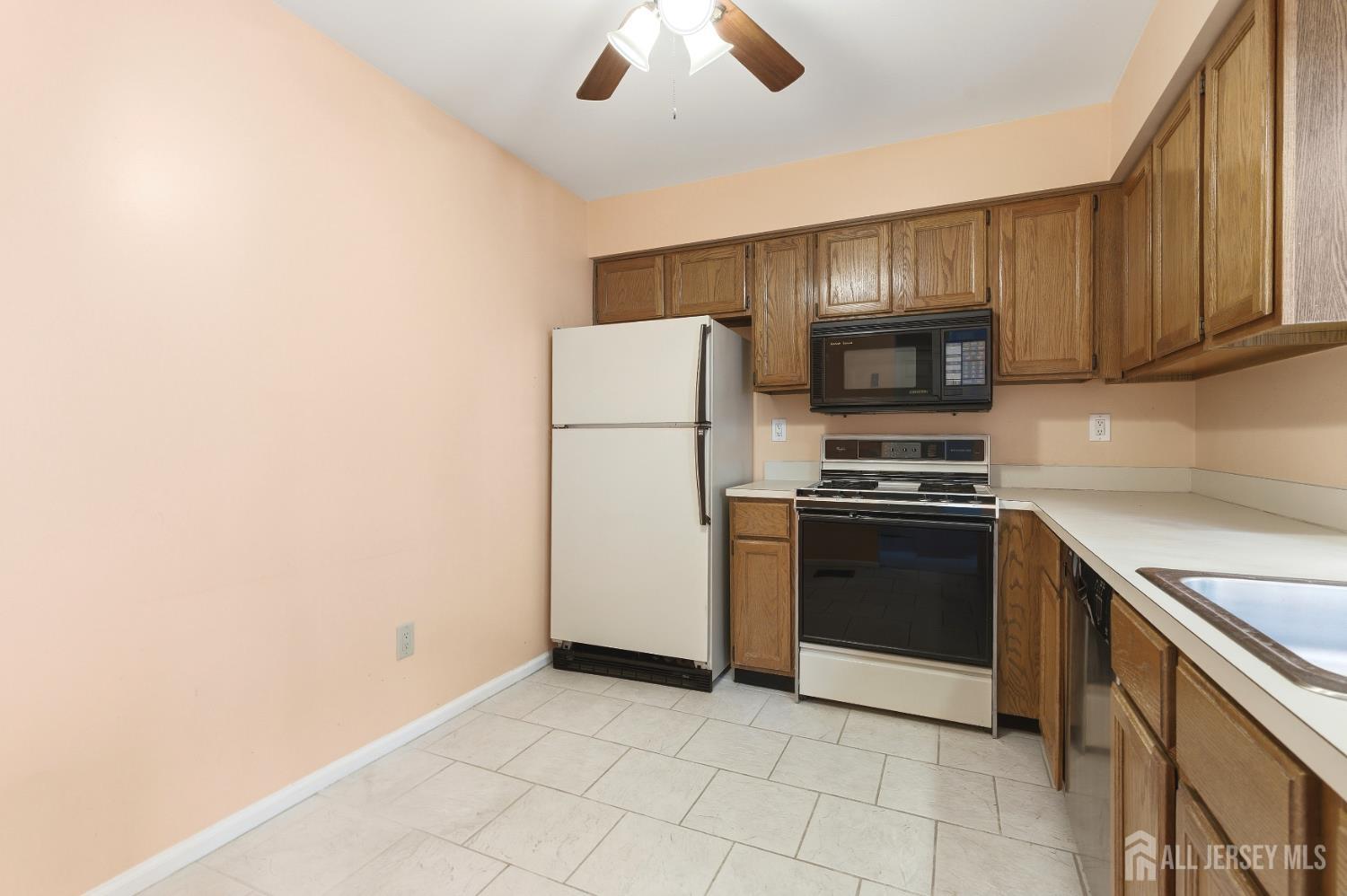 15 Dorchester Drive, East Brunswick, NJ, 08816 image 13