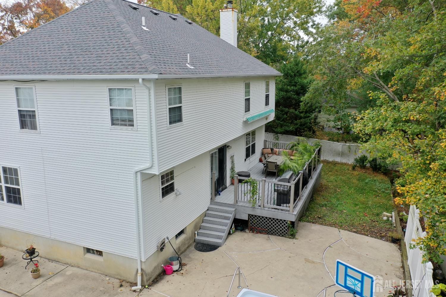 47 Avenue G Avenue Image 3