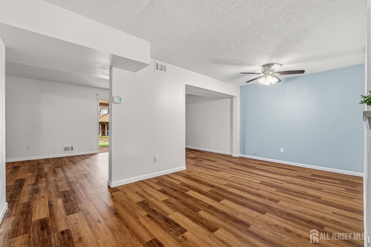 8401 Hana Road Image 3