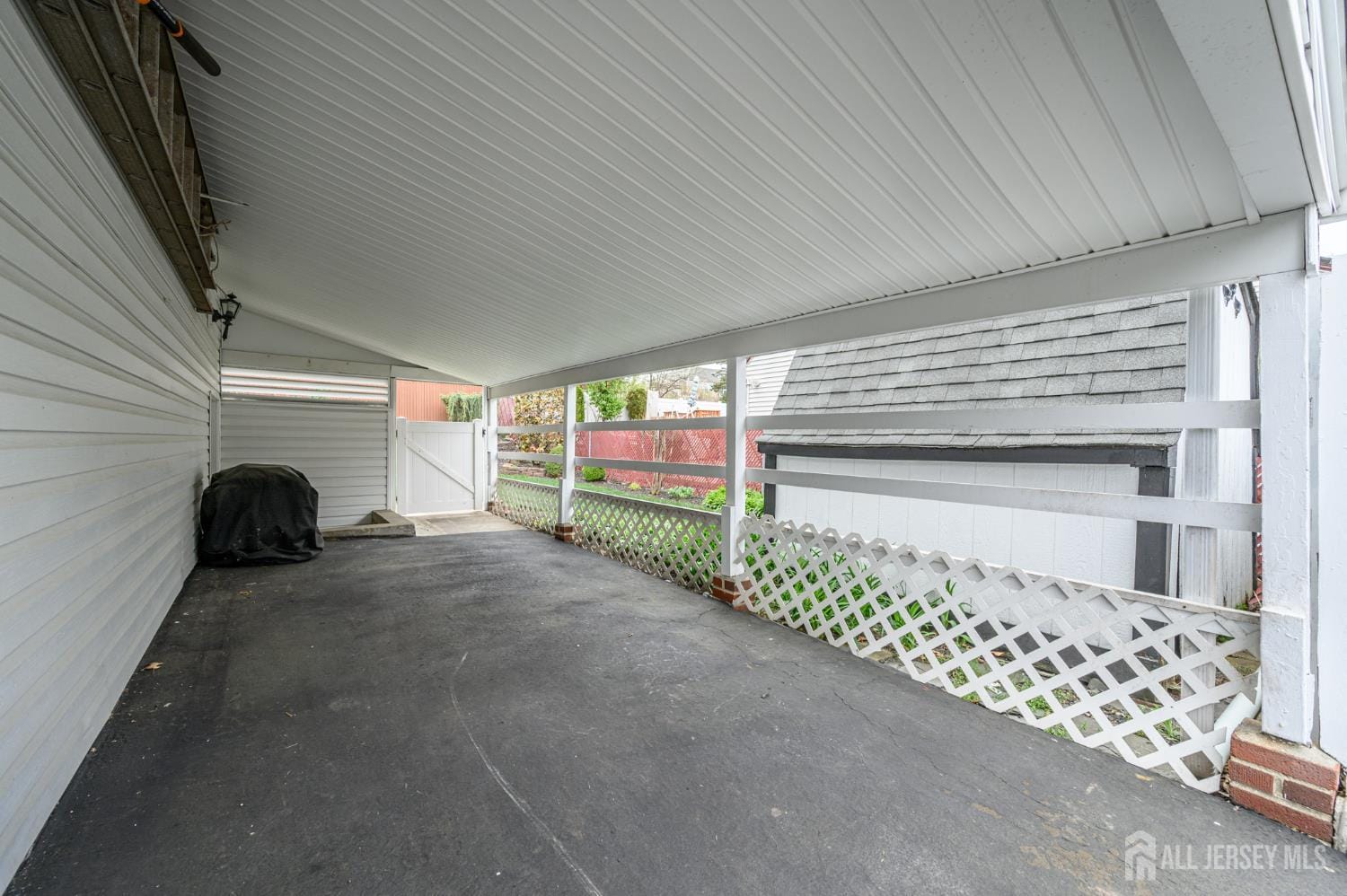 384 Maplewood Avenue, Colonia, NJ, 07067 image 32
