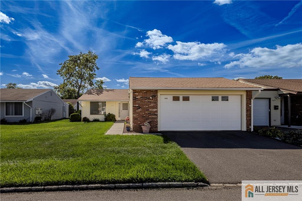 30 Larch Plaza 30A Image 2