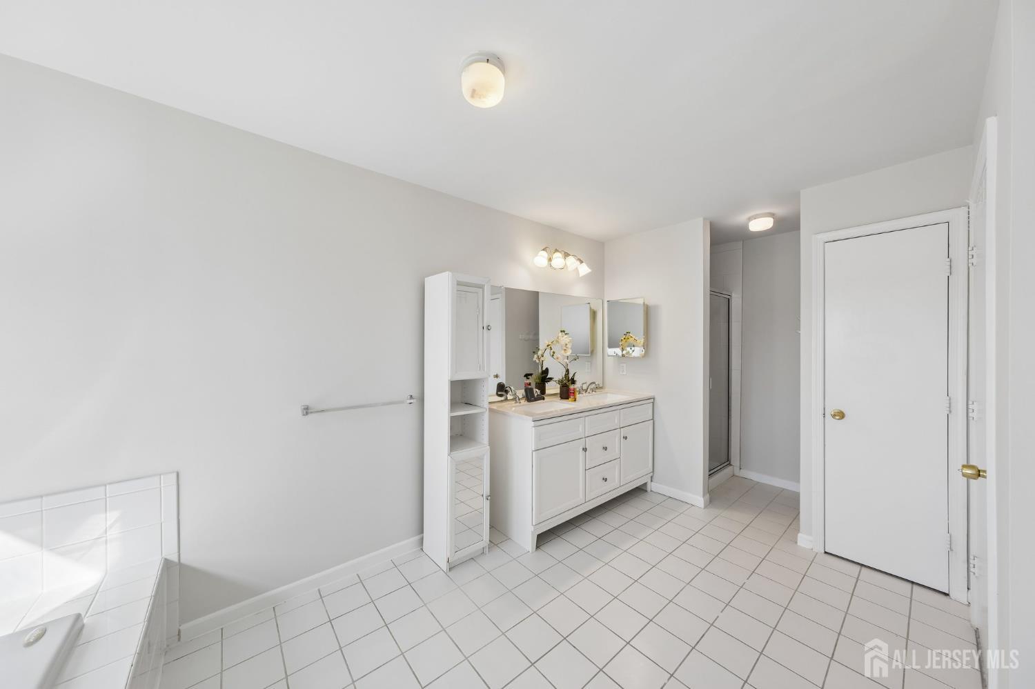 304 Heskers Court, South Brunswick, NJ, 08852 image 9