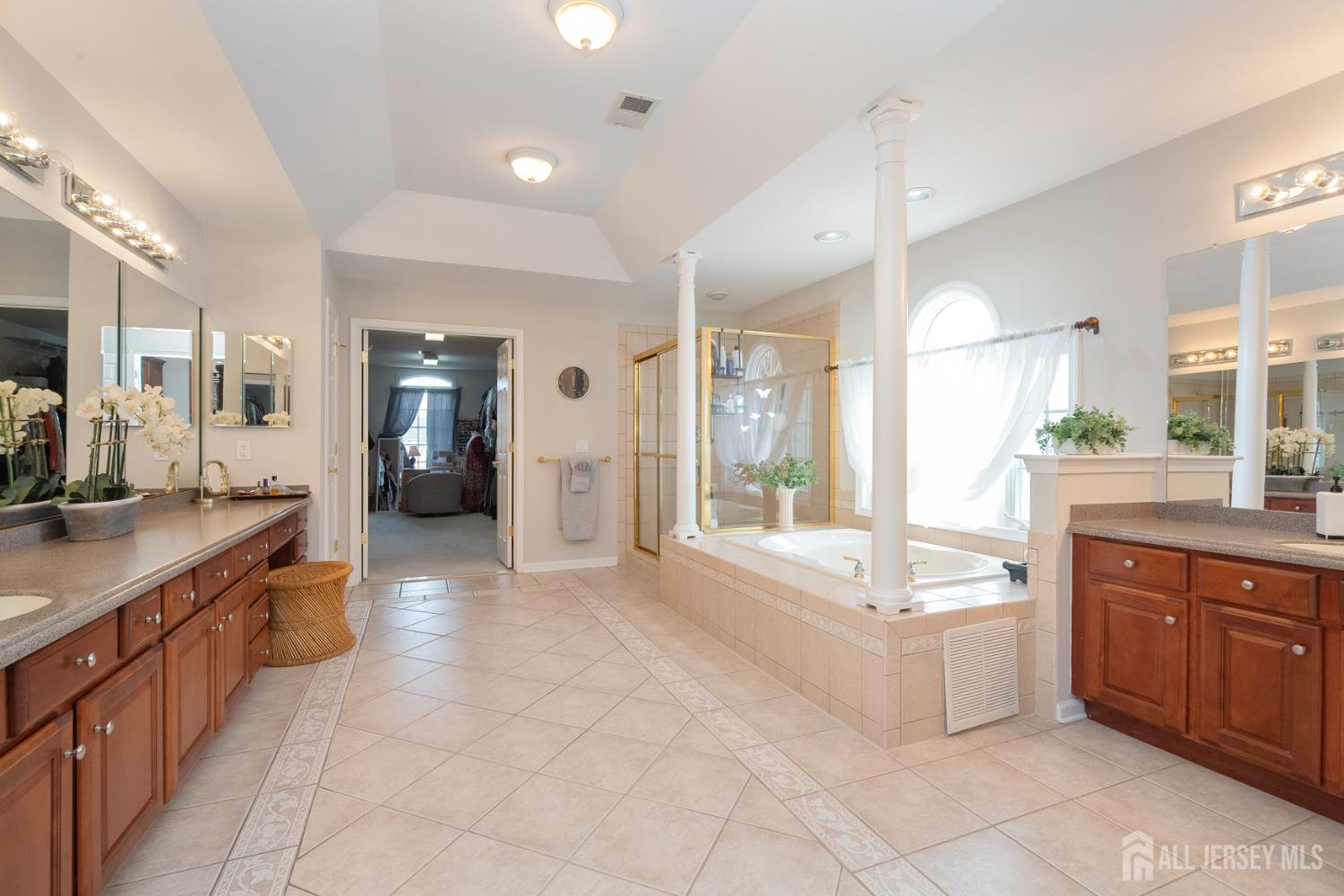 9 Stonegate Drive, Monroe, NJ, 08831 image 57