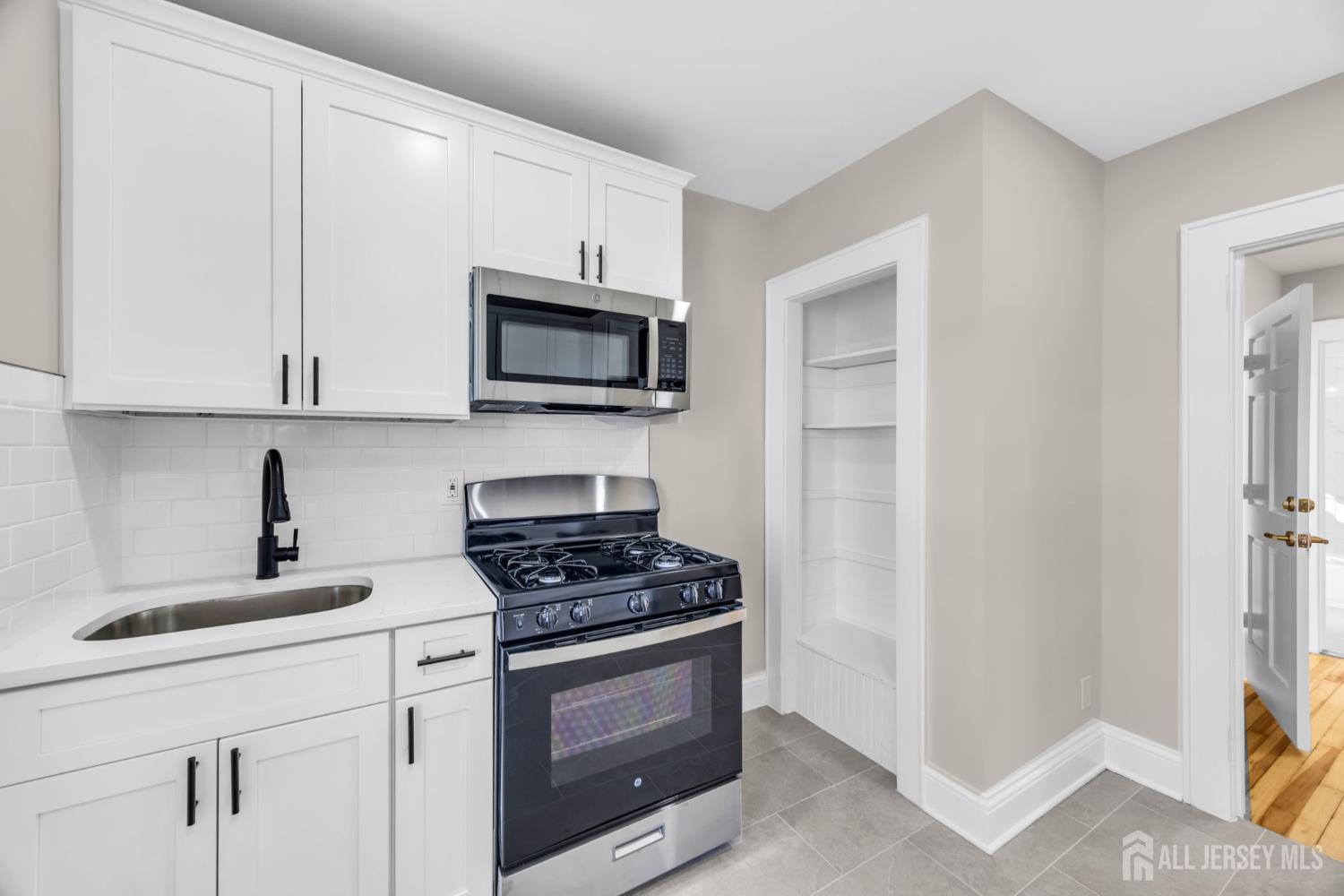 177 Bergen Street, Woodbridge Proper, NJ, 07095 image 25