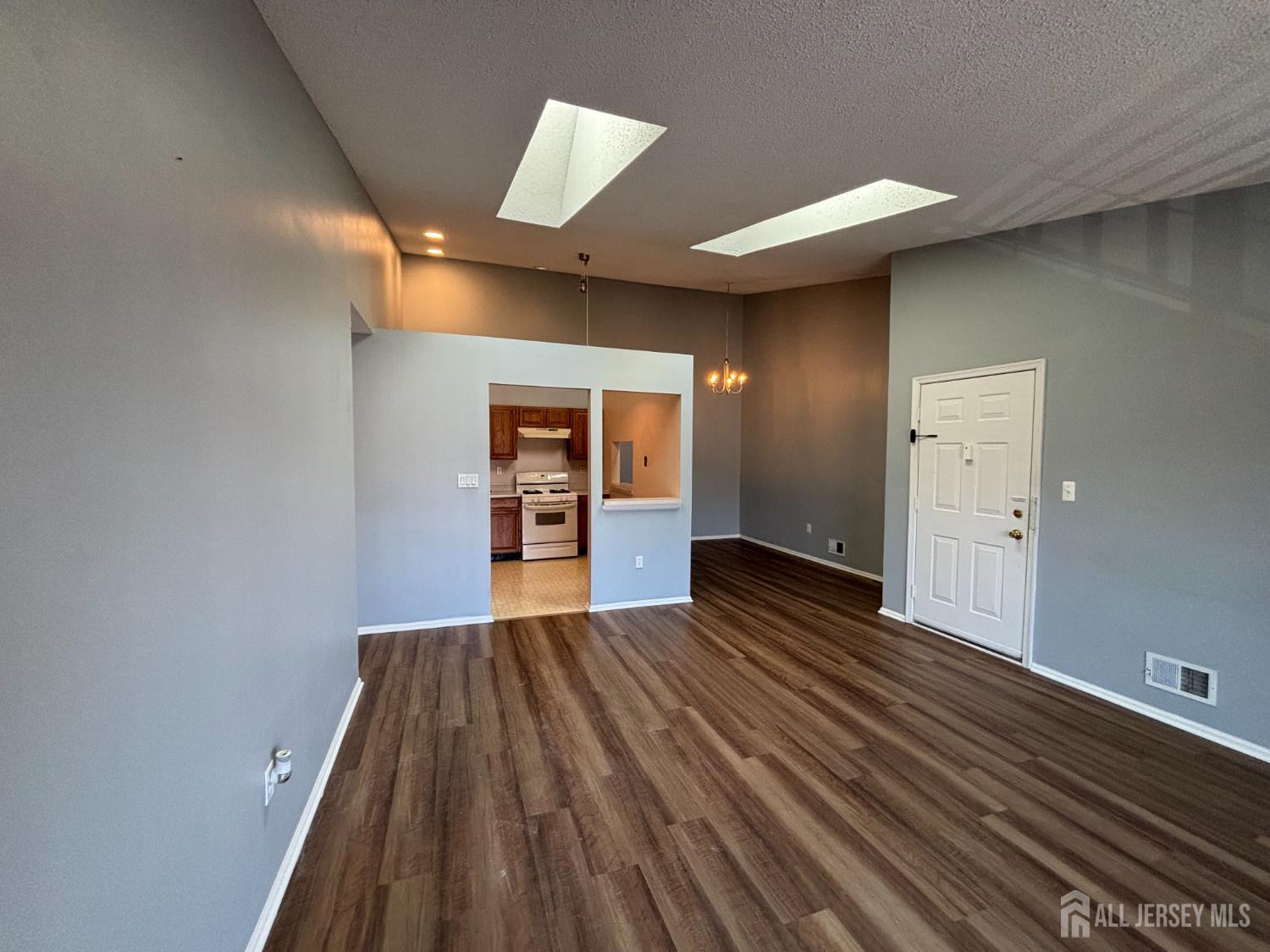 17 Pembrook Avenue Image 4