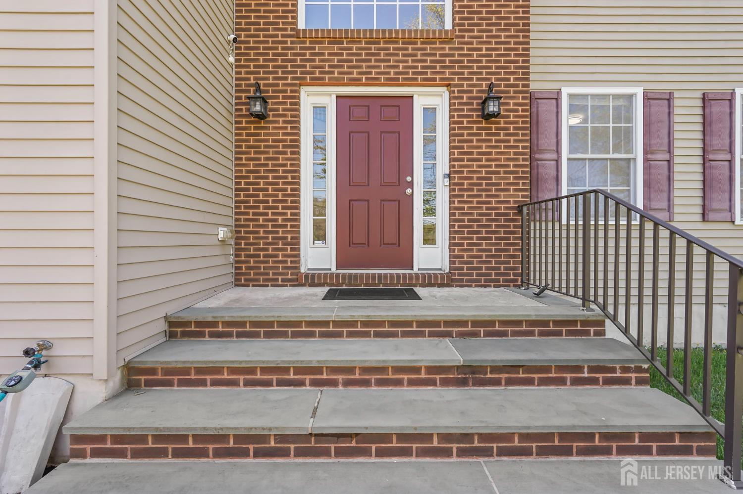 39 Friendship Road Image 4