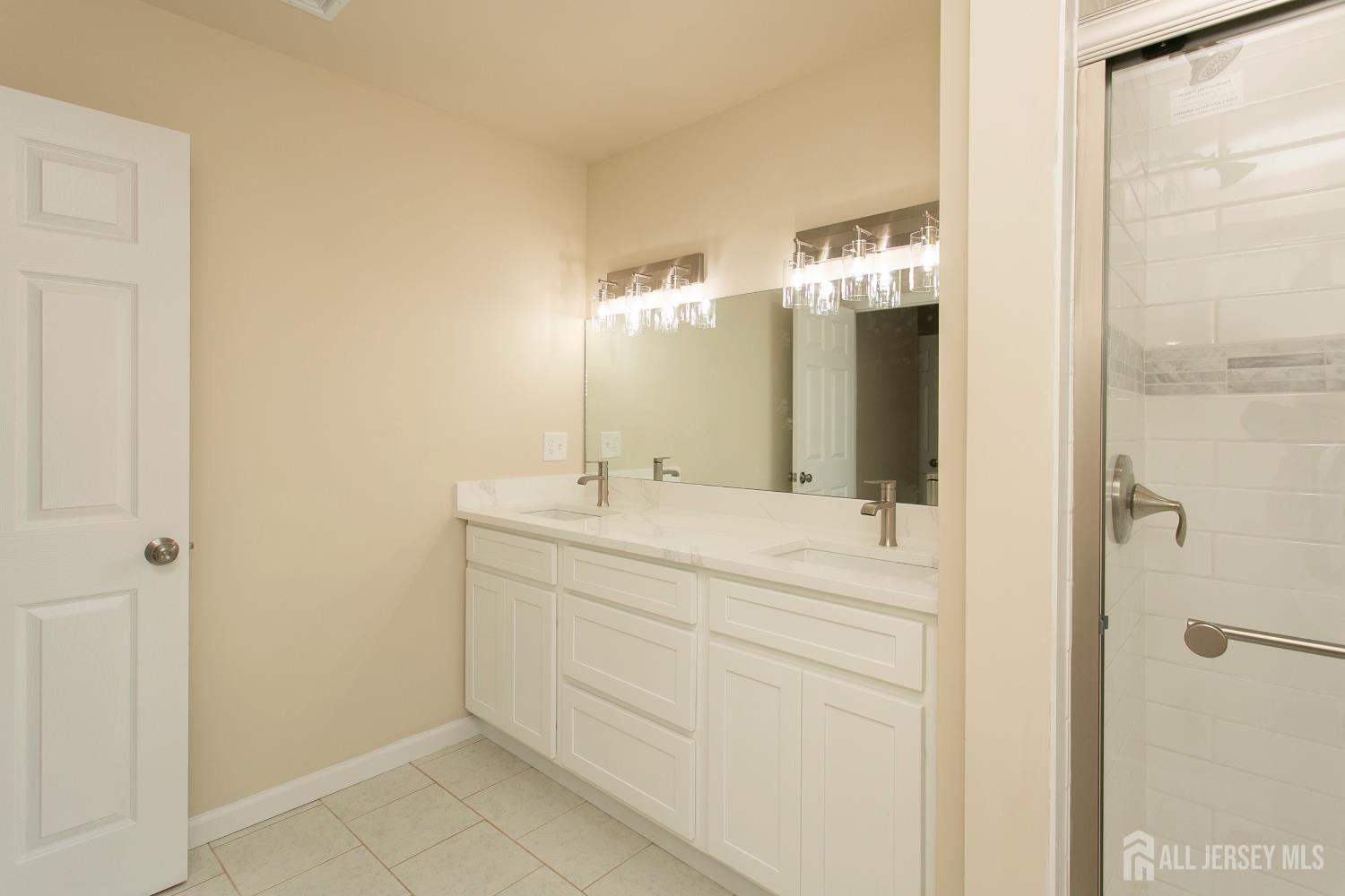 15 Bradley Drive, Edison, NJ, 08817 image 24