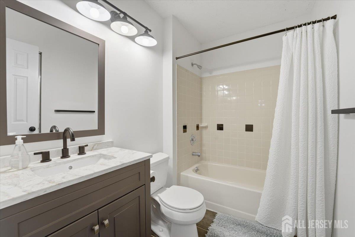 63 Amberly Court, Franklin, NJ, 08823 image 22