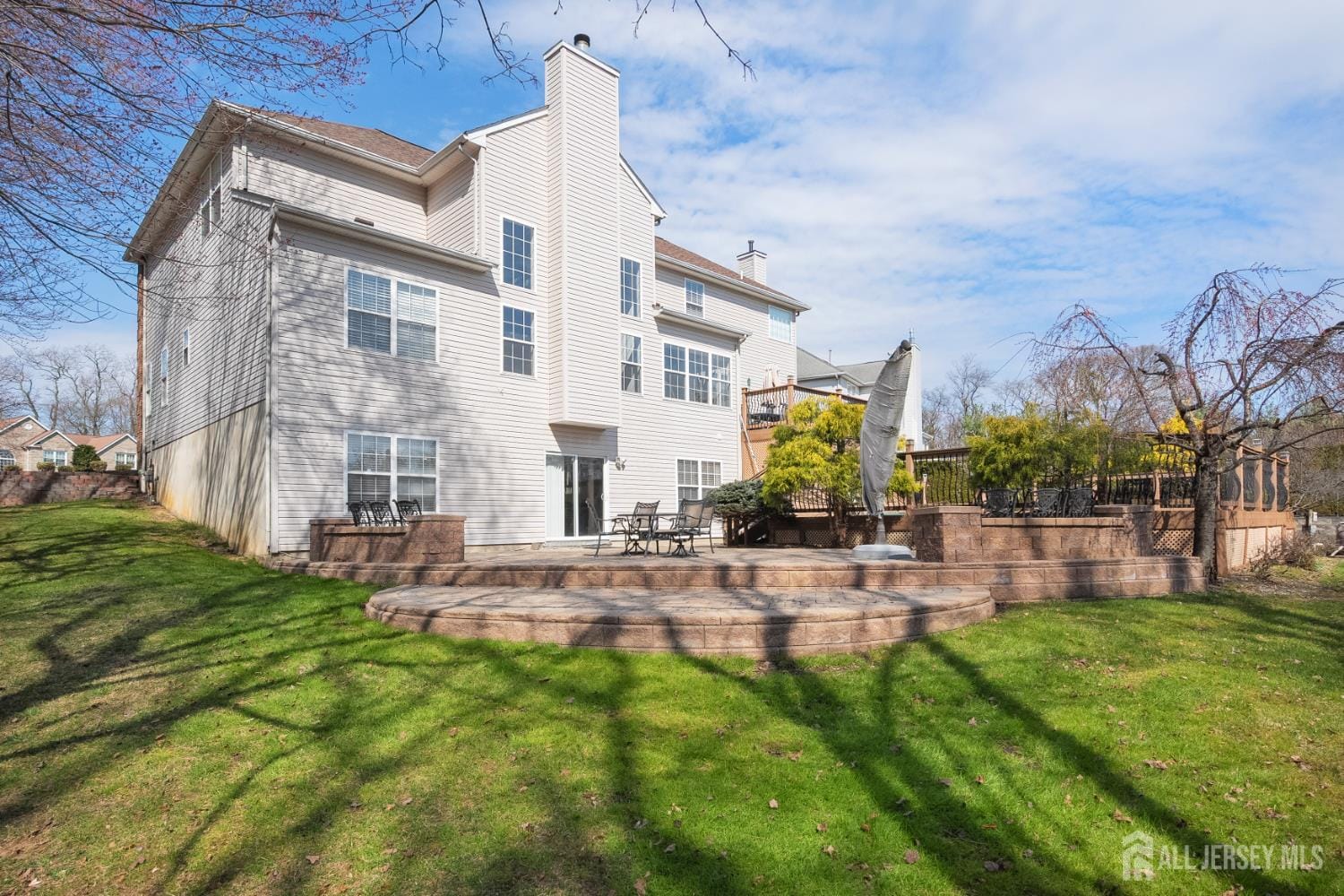 6 Lawrence Court Image 4